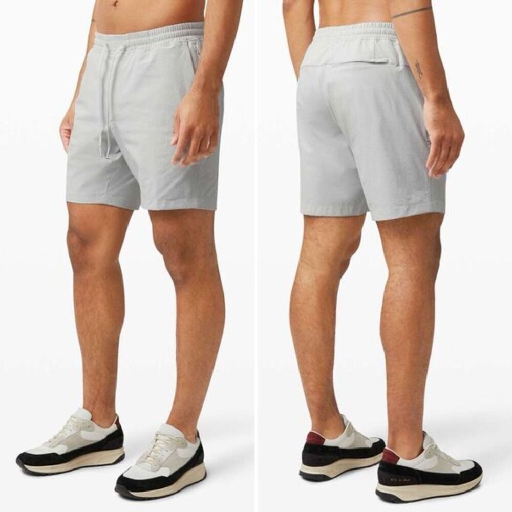 Lululemon Bowline Short 8" in Vapor Size L